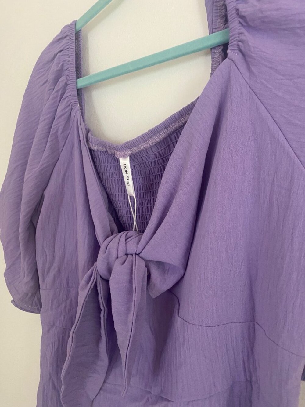 NWT Women’s Lavender Tie-Front Smocked Mini Dress With Flutter Sleeves Size L - Picture 4 of 10
